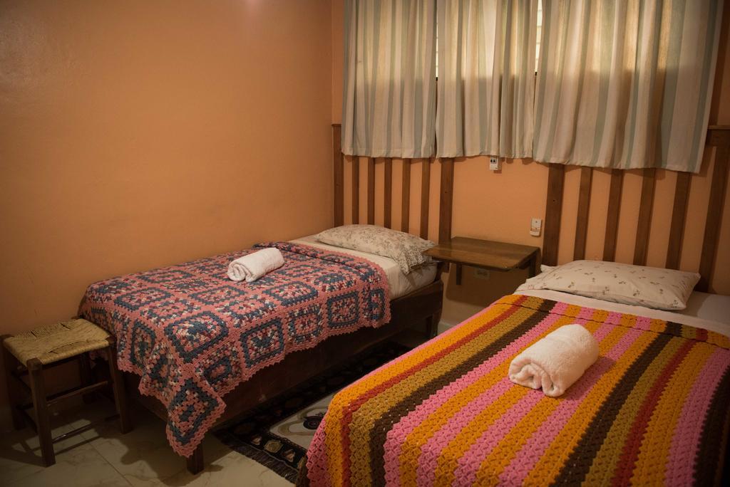 פדרנאלס Hostal Dona Chava מראה חיצוני תמונה